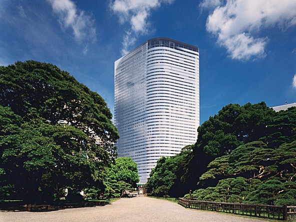 Dentsu headquarters Japan_Crop